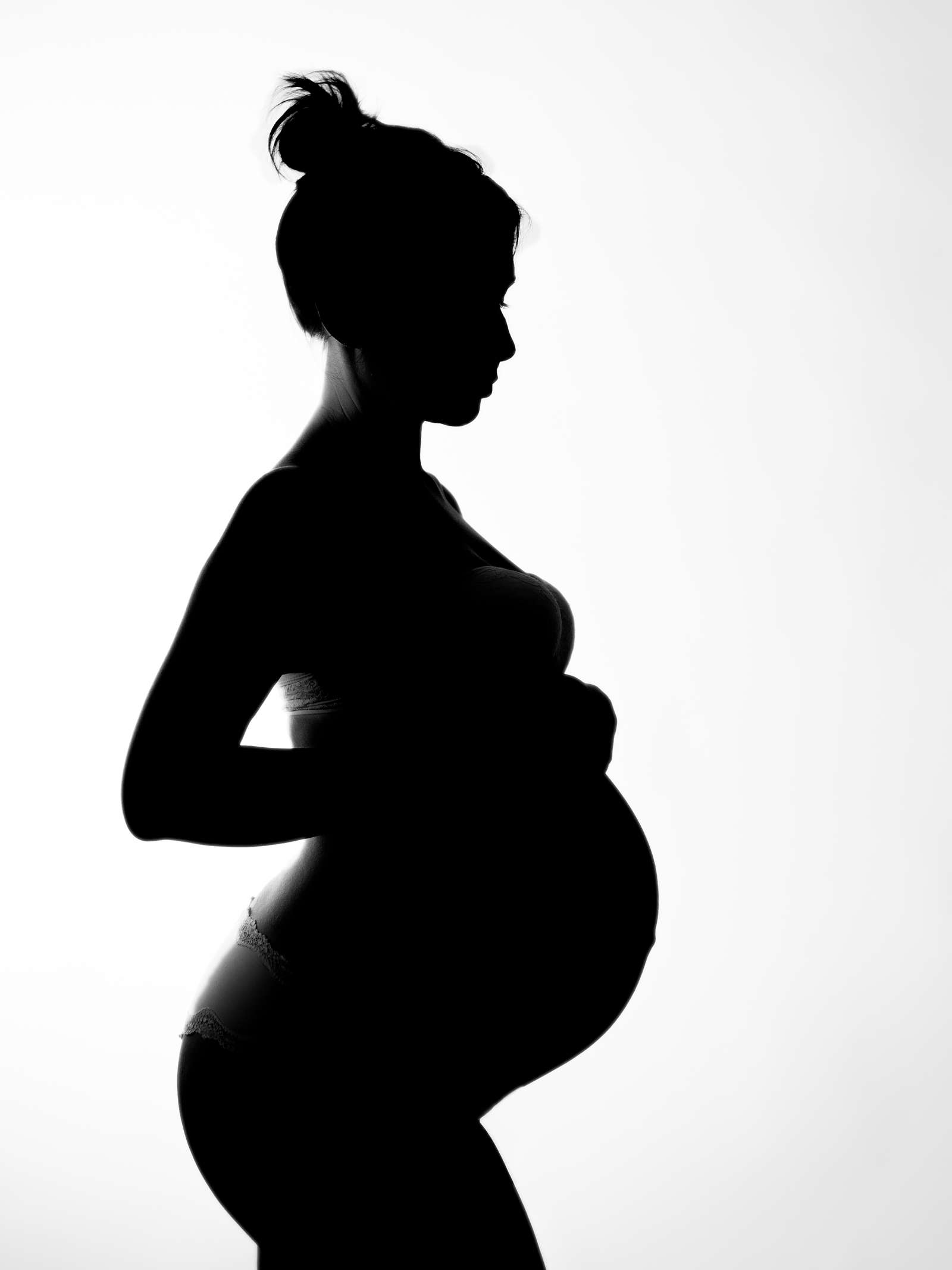 Maternity Posing Guide - The Basics