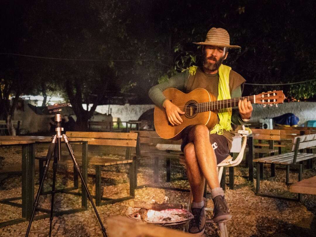 I met the first musician in Albania. Ilirian P. was living in his tent at this time and kept going by his self-written music. 